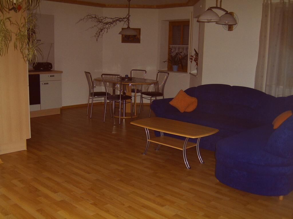 Ferienwohnung Reisinger Arnbruck Pokoj fotografie